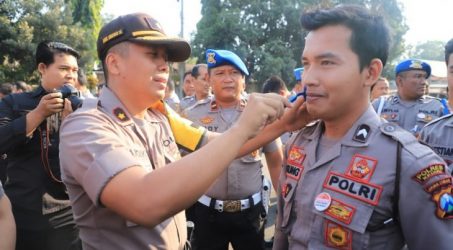 Polisi Kediri Dilarang Pelihara Kumis