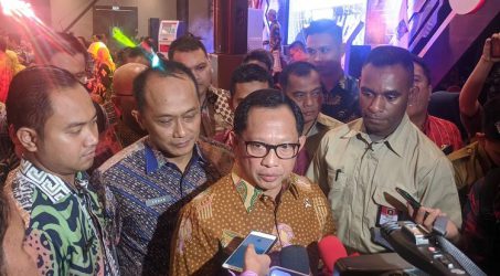 Mendagri Luncurkan Anjungan Dukcapil Mandiri, Permudah Layanan Kependudukan
