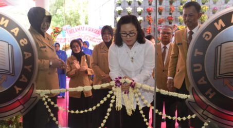 Peresmian Gedung SMP Hang Tuah 6 Excellent dihadiri langsung Ketua Cabang BS Jalasenastri AAL