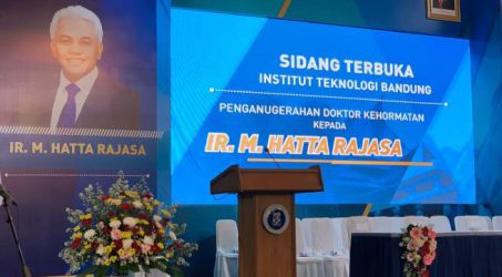 Hatta Rajasa Raih Gelar Doktor Honoris Causa dari ITB