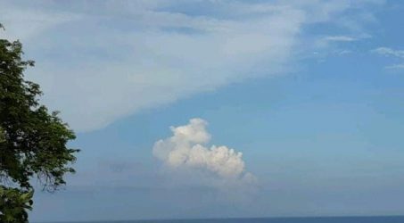 Kembali Meletus, Gunung Anak Krakatau Semburkan Abu Setinggi 2 Ribu Meter