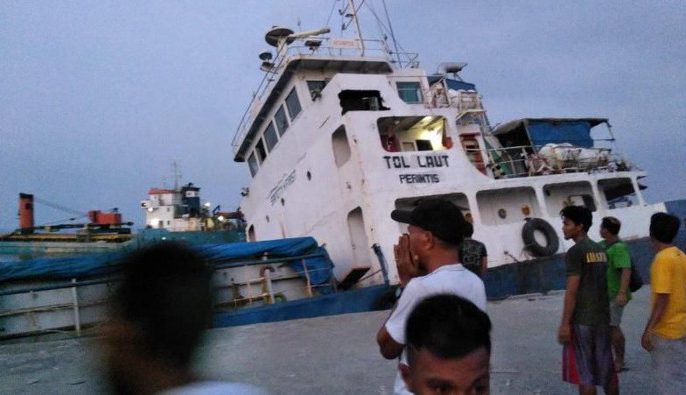 Tabrakan, KM Shimpo 16 Bermuatan 1.700 Ton Semen Tenggelam di Pelabuhan Lewoleba NTT