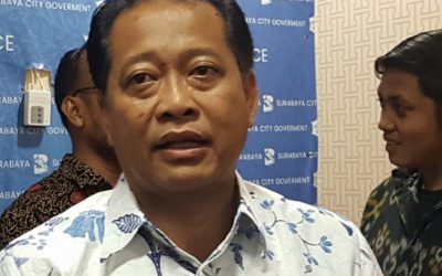 DKRTH Butuh Dua Hari guna Merantingi Pohon Di Kawasan Jalan Ahmad Yani dan Darmo