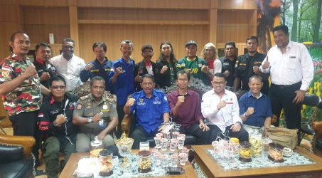 Temui Berbagai Ormas, Ketua DPRD Surabaya Dukung Kampanye “Jogo Suroboyo”