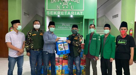 GP Ansor Terima Bantuan Alat Penyemprotan Disinfektan