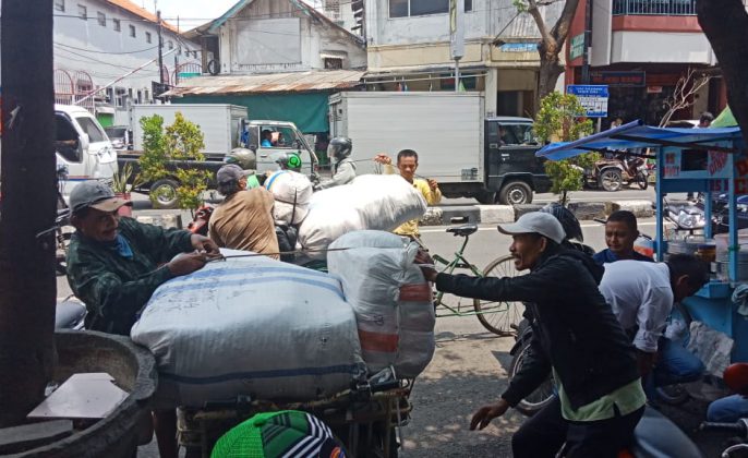 Besok Pasar Kapasan dan PGS akan Dibuka Lagi Oleh Pemkot