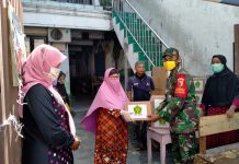 Penyaluran Bantuan- Koramil Semampir Apresiasi bantuan Sembako dari HIPAKAD