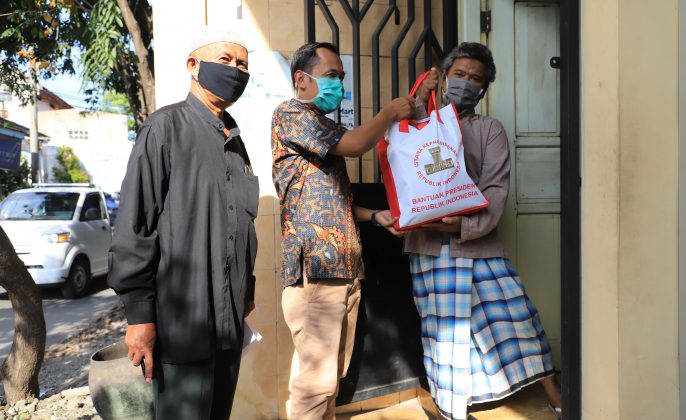 Bantuan untuk Warga Terdampak Covid-19 Non MBR mulai Dibagikan