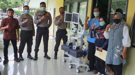 Emil Dardak Apresiasi Kepedulian dan Bantuan Polri Sumbangkan Ventilator untuk Jatim