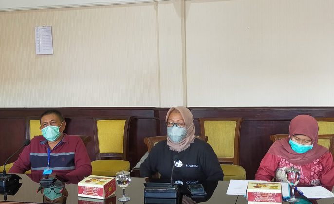 Rakor terkait UTBK di ruang rapat Setda Balai Kota Suabaya (4)