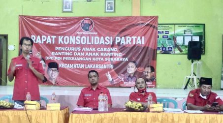 Kampanyekan Eri-Armuji jadi Penerus Risma, Kader PDIP Intens Keluar Masuk Kampung