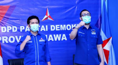 Terima SK PLT, Emil Dardak Siap Fokus Pemenangan Demokrat di Pilkada 19 Kab/kota