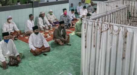 Gelar Doa Bersama dan Ziarah, Relawan Ingin Eri-Armudji Menang Secara Elegan