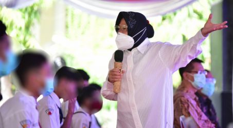 Risma Protes Keras Terhadap Pihak yang Libatkan Pelajar Untuk Demonstrasi