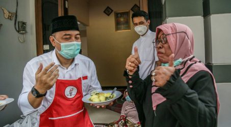 Serunya Eri Cahyadi Masak Gulai Daun Singkong Resep Warisan Bung Karno