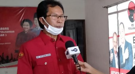 Ketua DPC PDI P Surabaya Adi Sutarwijono