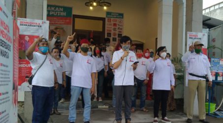 Relawan GAS Satu Deklarasi Gerakan Rabu Putih Menangkan Eri Cahyadi