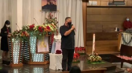 Malam Natal, Plt Walikota Surabaya Pantau Prokes Covid-19 GKI Diponegoro