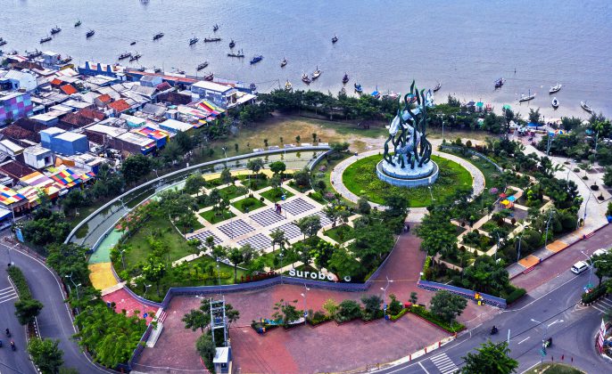 Menutup 2025, Menjemput 2026: Surabaya di Persimpangan Harapan