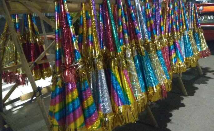 Antisipasi Risiko Penularan Covid-19, Pemkot Bakal Razia Penjual Terompet di Surabaya