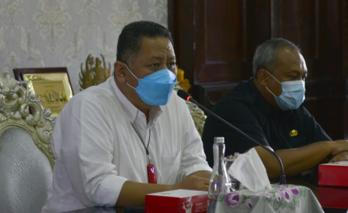 Plt Wali Kota Whisnu Pastikan Jam Operasional Pusat Perbelanjaan hingga Pukul 20.00 WIB