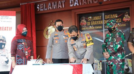 Kapolda Jateng Resmikan Gedung Pelayanan Terpadu Serta Sejumlah Layanan Berbasis IT Milik Polres Klaten
