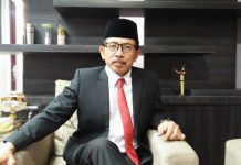 Wakil Ketua DPRD Kota Surabaya A.H Thony
