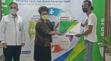 Siloam Hospital Surabaya Bersama BPJS Ketenagakerjaan Berikan Perlindungan Bagi Pekerja Rentan