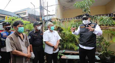 Evaluasi Munculnya Klaster Keluarga di Perkampungan, Wali Kota Eri Ajak Warga Bersedia di Swab