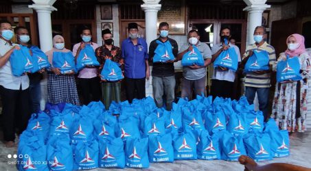 Fraksi Partai Demokrat Salurkan Program Sembako Peduli di Seluruh Jatim 