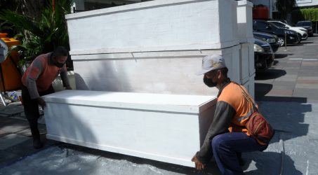 Covid-19 Meningkat, Pemkot Surabaya Siapkan Opsi Terburuk