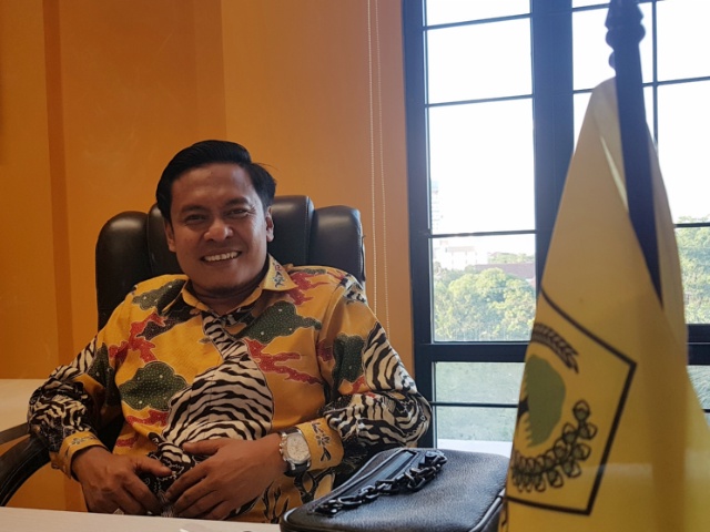 Arief Fathoni, Ketua Fraksi Golkar Surabaya