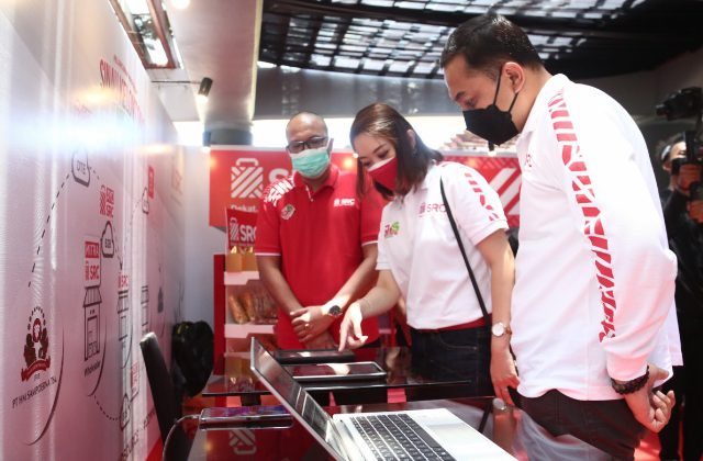 Toko Kelontong Di Surabaya Dikenalkan Teknologi
