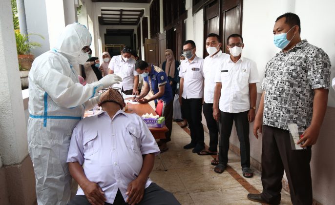 Hasil Swab di Kantor Pemerintah Kota Surabaya Negatif Covid-19