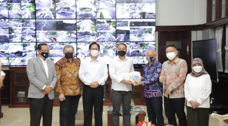 Kembangkan Potensi Surabaya, Wali Kota Eri Gandeng 6 Perguruan Tinggi