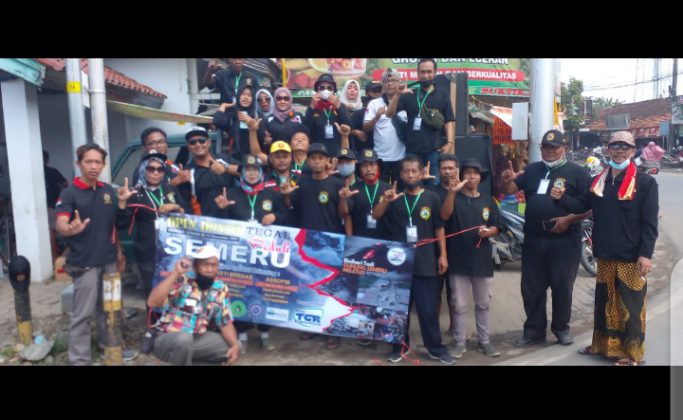 Ormas Lindu Aji dan Brigade 08 Tegal Peduli Warga Terdampak Erupsi Gunung Semeru