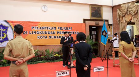 Jelang Penerapan SOTK Baru, Wali Kota Eri Mutasi Pejabat Pemkot Surabaya