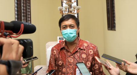 Jelang Nataru, Dishub Surabaya Periksa Kelaikan Bus di Terminal