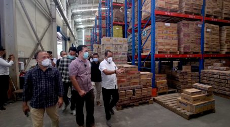 Sidak Harga Minyak Goreng, Wawali Armuji Pastikan Tak Ada Kenaikan di Atas HET