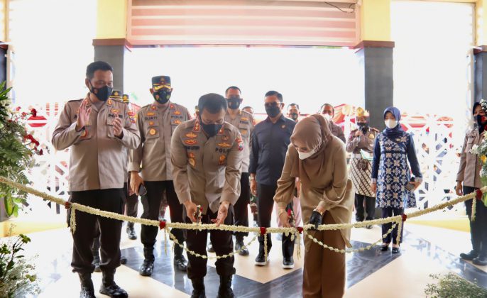 Meresmikan Gedung Presisi Polres Pekalongan, Begini Pesan Kapolda Jateng