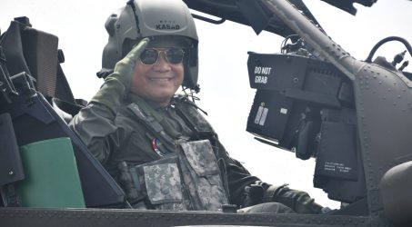 Jenderal TNI Dudung Abdurachman Sah Menjadi Keluarga Besar Wira Amur