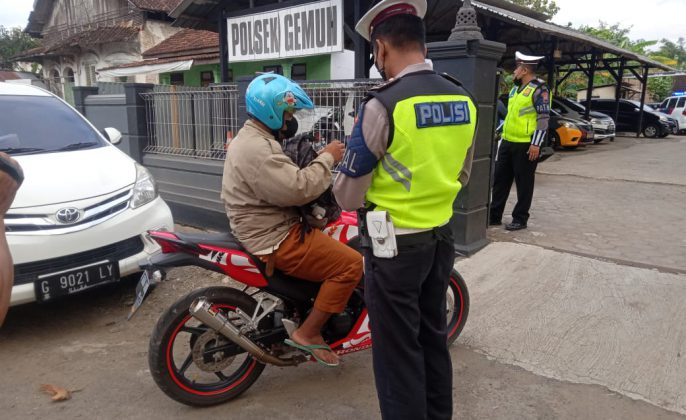 Satlantas Polres Kendal Gencar Razia Sepeda Motor Berknalpot Brong, Pelanggar Langsung Ditindak