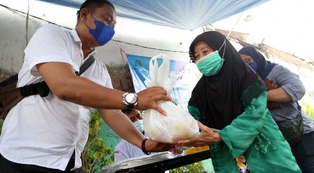 Antisipasi Kelangkaan Minyak Goreng, Pemkot Surabaya Gelar Operasi Pasar Sampai 28 Januari 2022