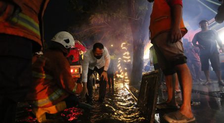 Di Surabaya Masih Ada 250 Titik Banjir