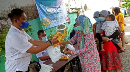 Stabilkan Harga, Pemkot Surabaya Gelar Operasi Pasar Minyak Goreng Seharga Rp 14 Ribu
