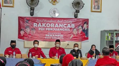 PDI P Surabaya saat Rakorcab