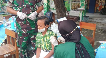 Sekolah Dasar Negeri di Kota Tegal Gelar Vaksinasi Dosis Kedua