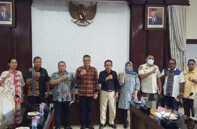 Pemkab Sikka Tawarkan Kerja Sama Pengembangan UMKM kepada Surabaya