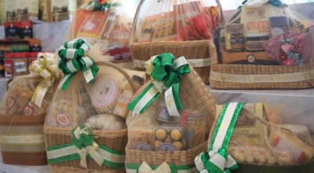 Hello Bestie, SKG Reborn Merr Sediakan Aneka Parsel Lebaran dari Produk UMKM Surabaya