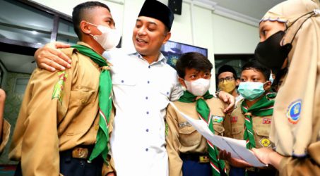 Wali Kota Eri Cahyadi dapat Kejutan dari Pelajar di Hari Ulang Tahunnya